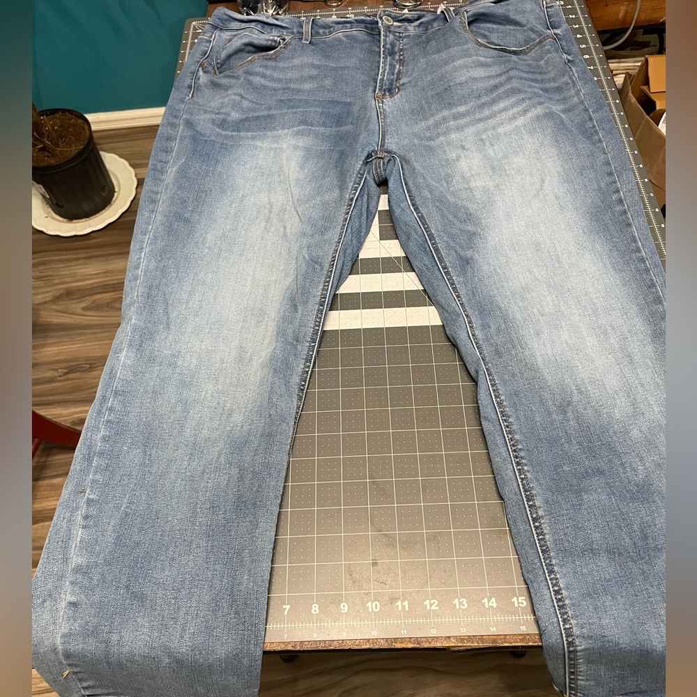 Womens mid wash straight jeans